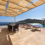 Elit 1 Kas-kalkan Villa