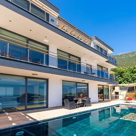 Elit 1 Kas-kalkan Вілла *